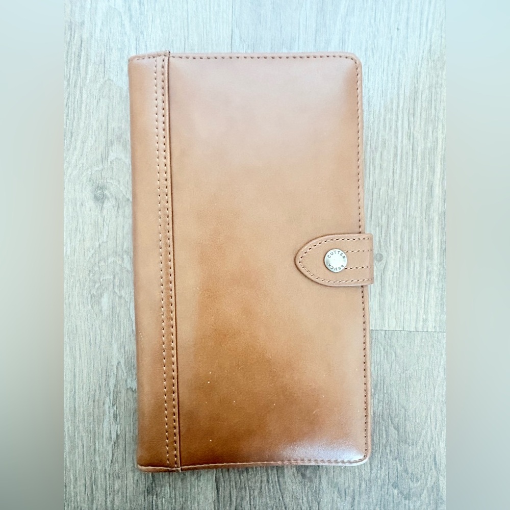 Cutter & Buck Tan Leather Travel Passport / Wallet